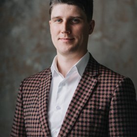 Дмитрий Фролов