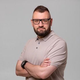 Владимир Назаров